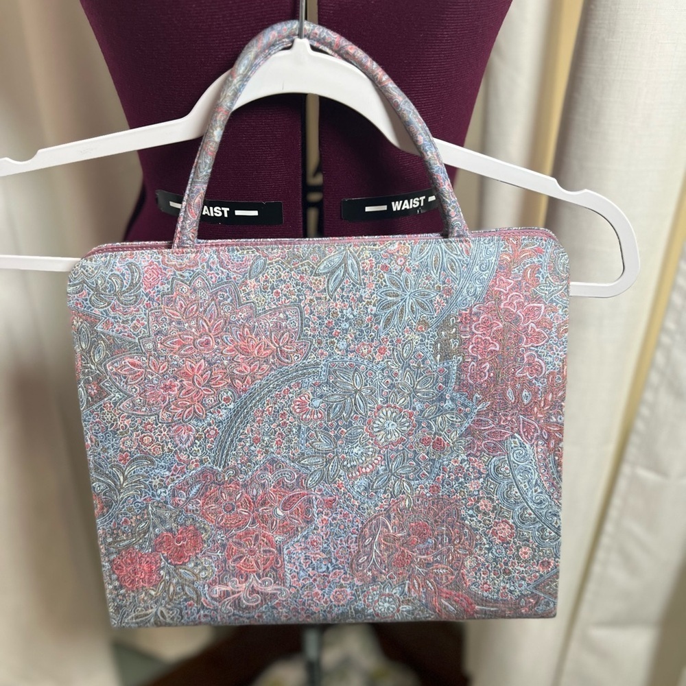 Margaret Smith Vintage Chic Pink and Blue Bag with Abstract Pattern - Picture 2 of 6